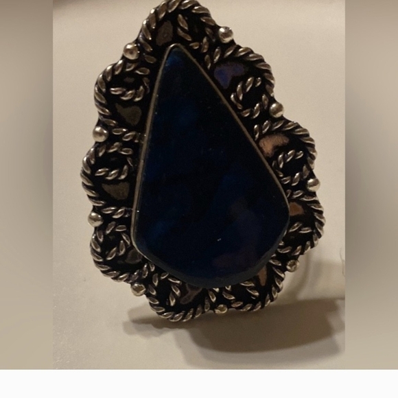 Victorian Blue and Silver Filigree Ring - Picture 2 of 4